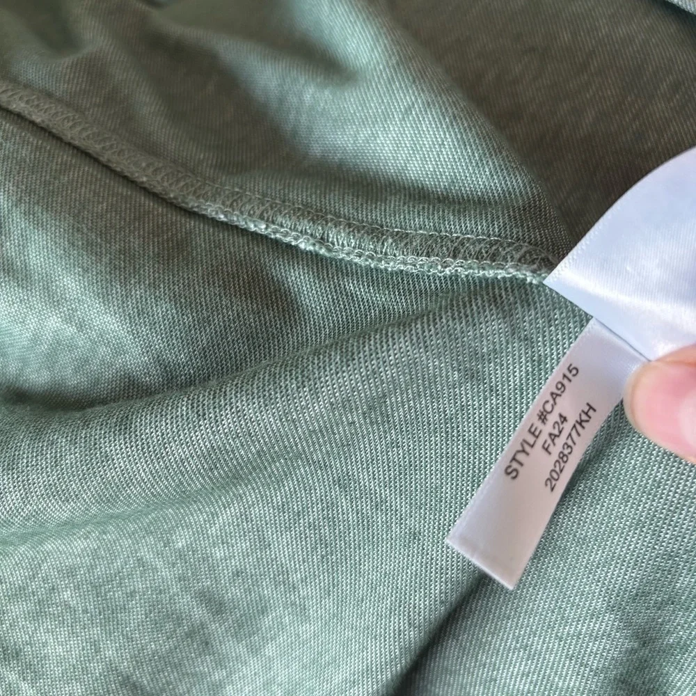 J CREW men’s button up shirt green Size Large preppy Casual business‎ office